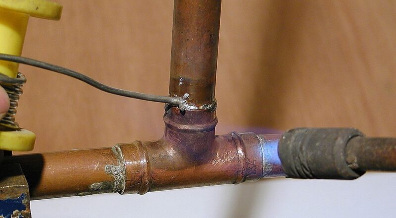 Dépannage Plomberie : Résolvez les Problèmes Simples Comme un Pro
